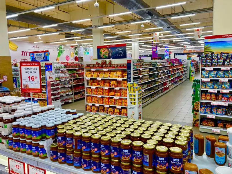 塑料收纳箱注塑成型工艺优化与质量管控要点分析