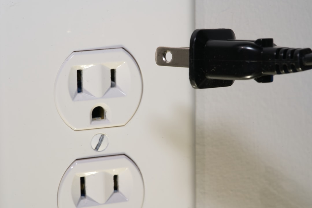 塑料垃圾桶承重性能对比：商超与家庭场景适用指南
